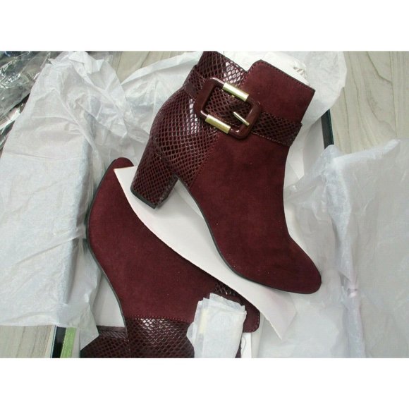 Karen Scott Ivyy Mixed-Media Heeled Booties Wine Snake Size 7 M - Picture 7 of 7